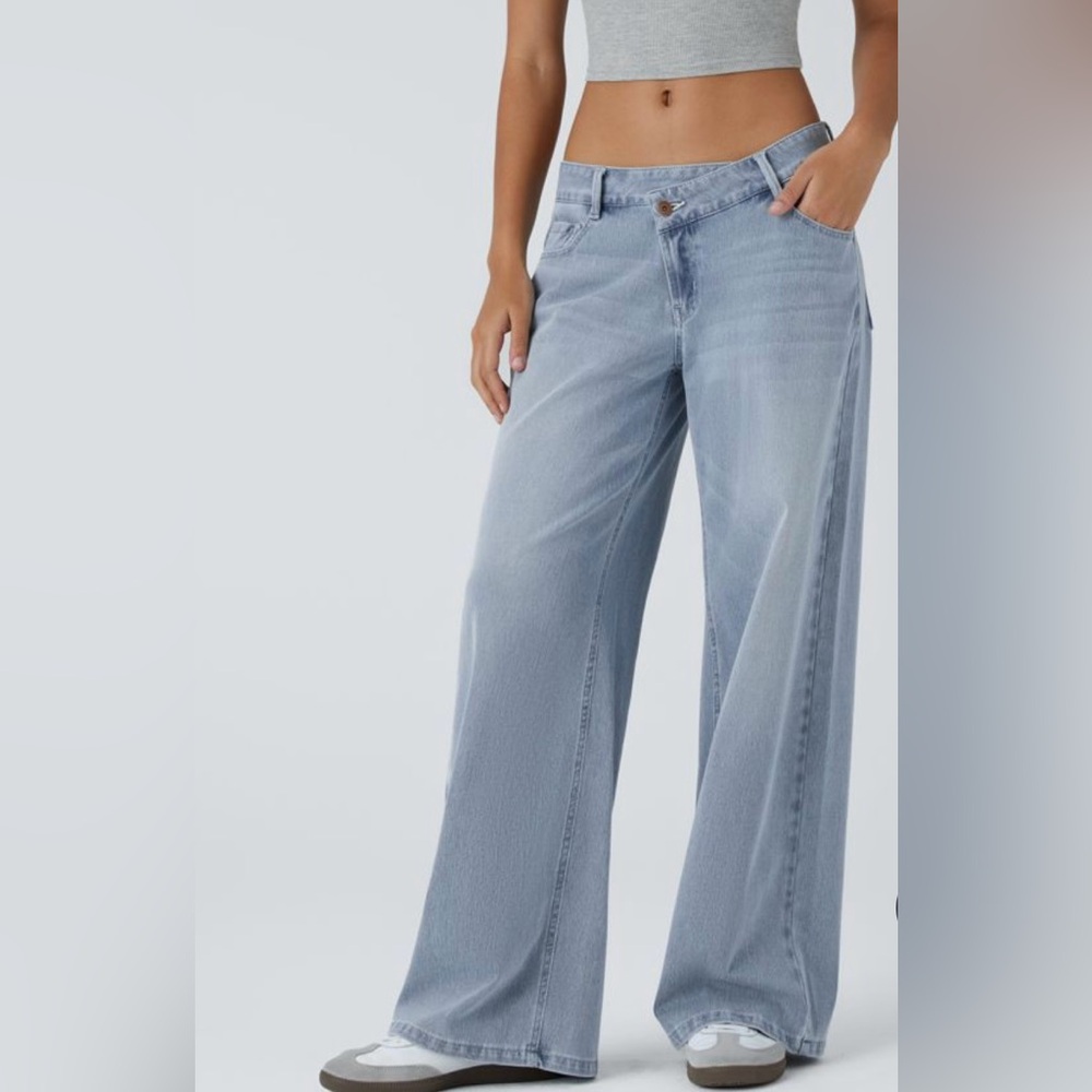 Halara Flex Asymmetric Low Rise Zipper Pockets Baggy Jeans